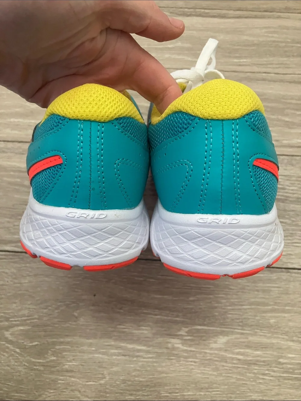 Saucony Cohesion 13 Women’s running shoes size 9